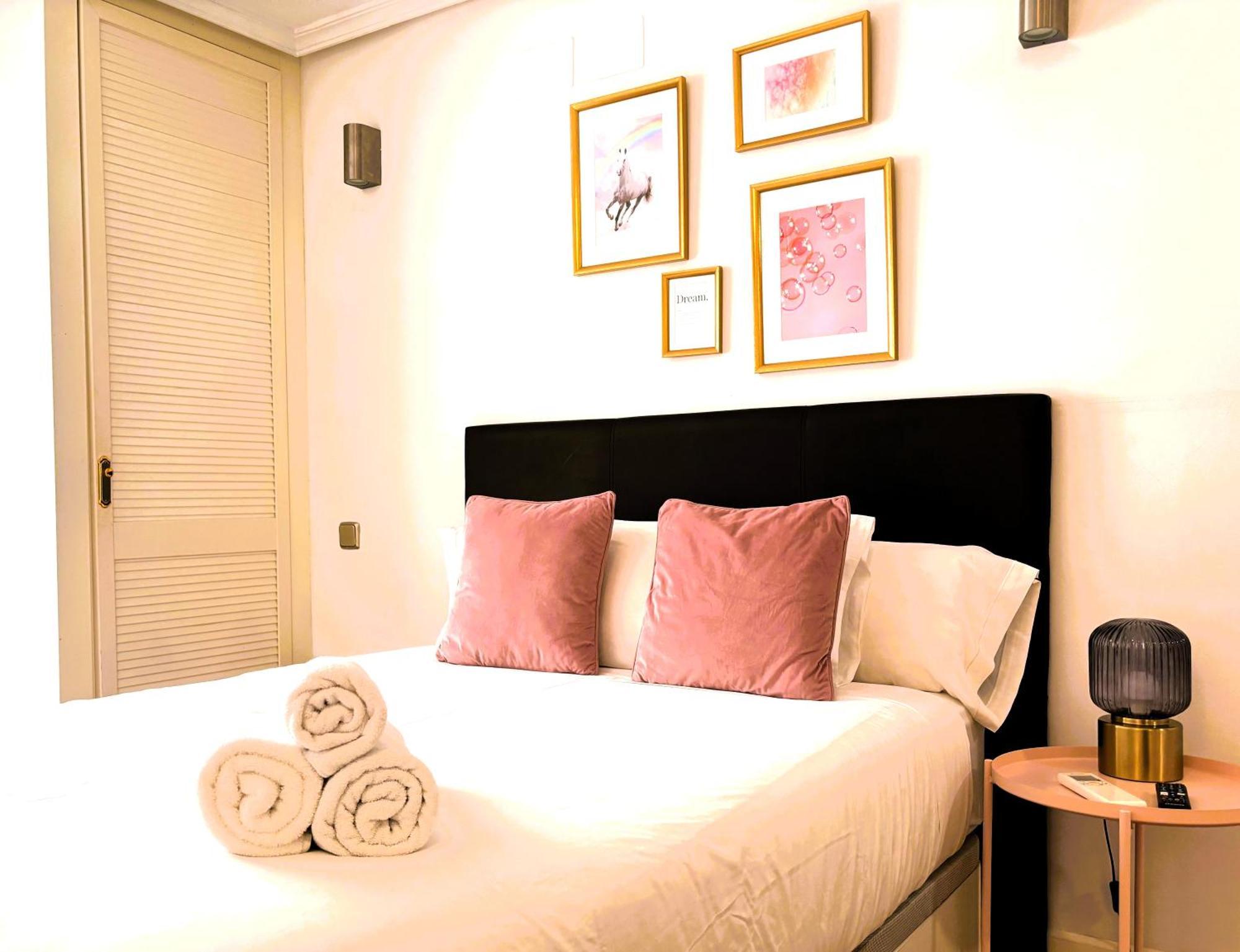 CHUECA Apartamentos Madrid Exterior foto
